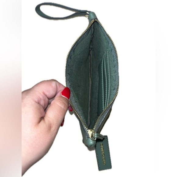 Vince Camuto Green Leather Wristlet - Picture 12 of 13